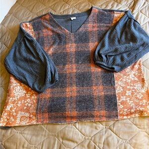Cato Fashion Grunge Cropped Women’s Thermal Weave  Sweater Size XL Orange & Gray